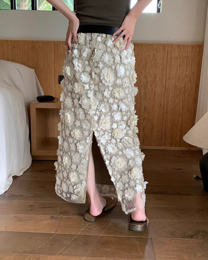 フラワーモチーフスカート