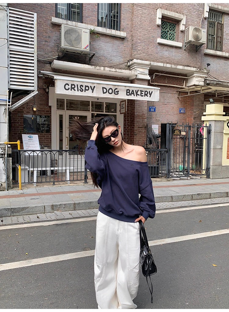 オフショルスウェット