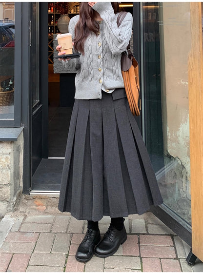 タックプリーツスカート