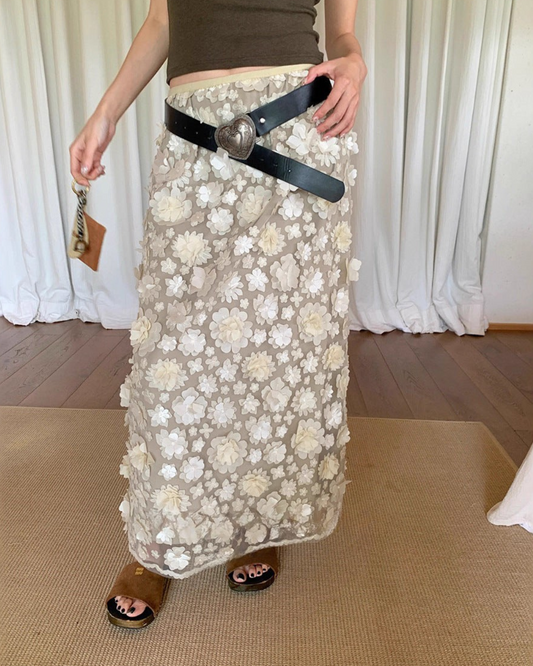 フラワーモチーフスカート