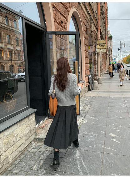 タックプリーツスカート