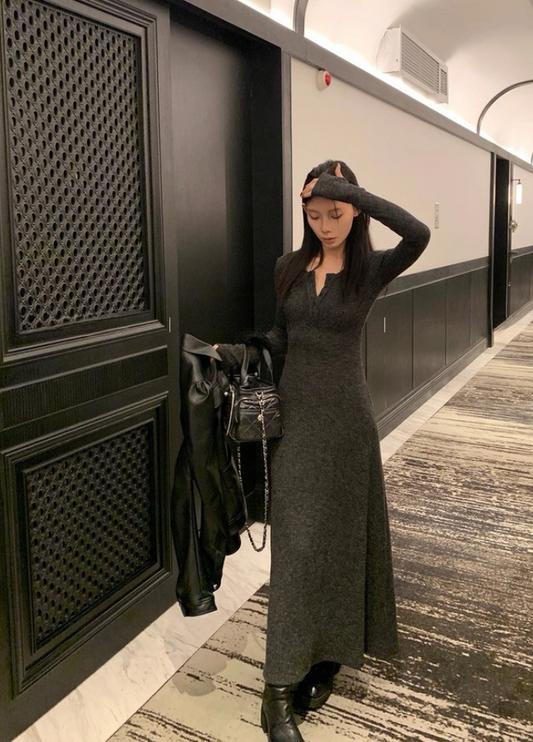 ヘンリーネック ニット ロングフレアワンピース