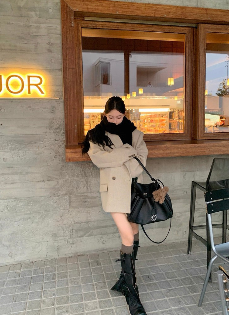 ソリッドカラーウールソックス