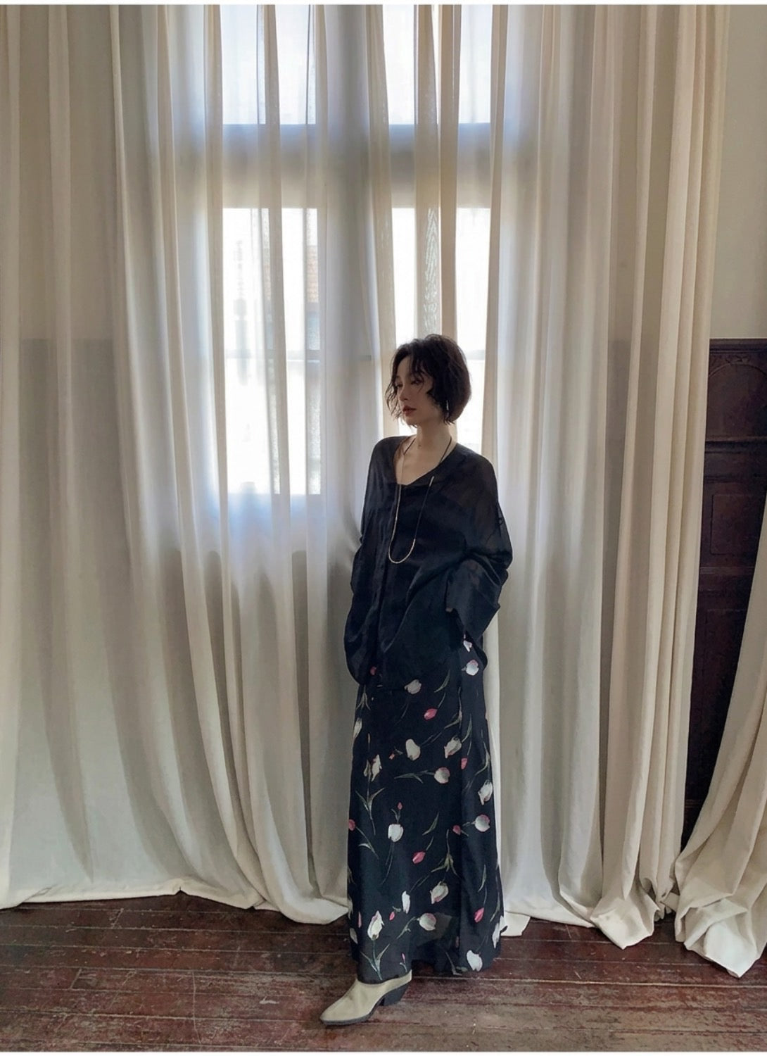 ローズプリント ストレートロングスカート