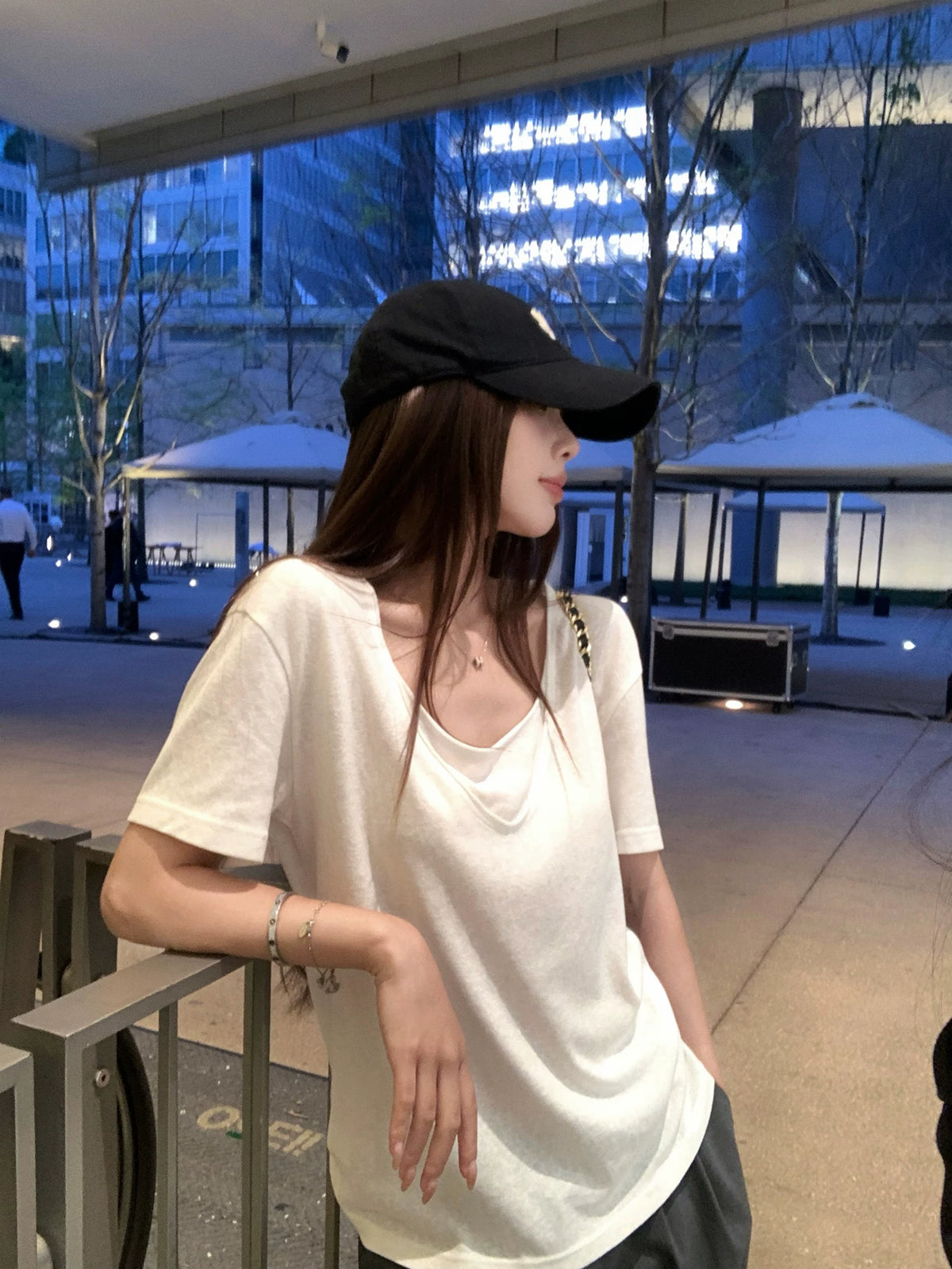 フェイクレイヤードデザインTシャツ
