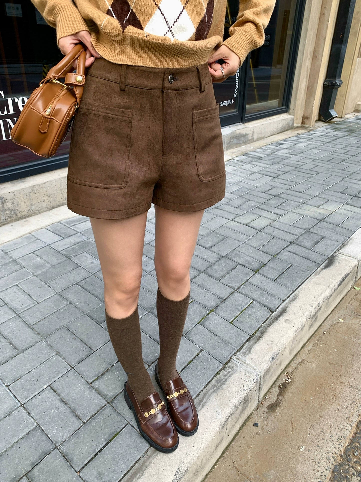 スエードショーツパンツ