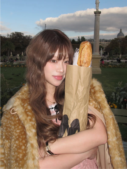 バンビモチーフショートフェイクファーコート