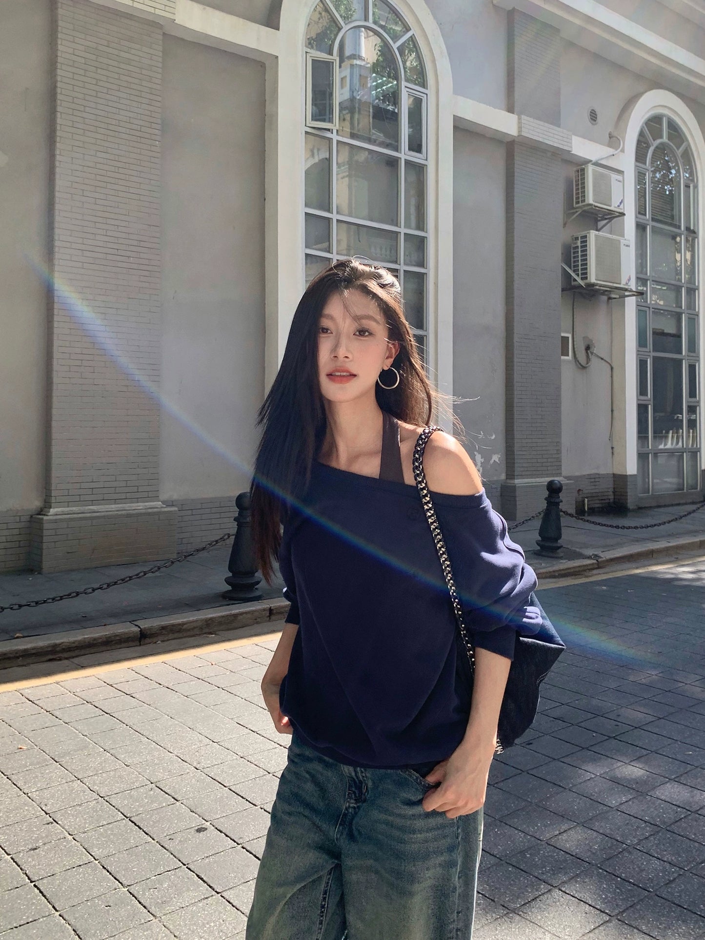 オフショルスウェット