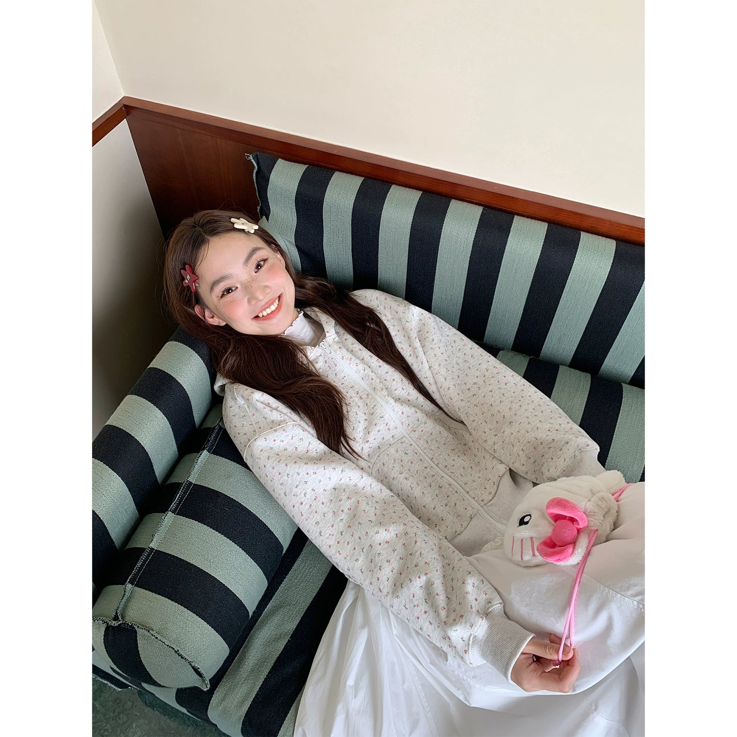 フラワースウェットパーカー