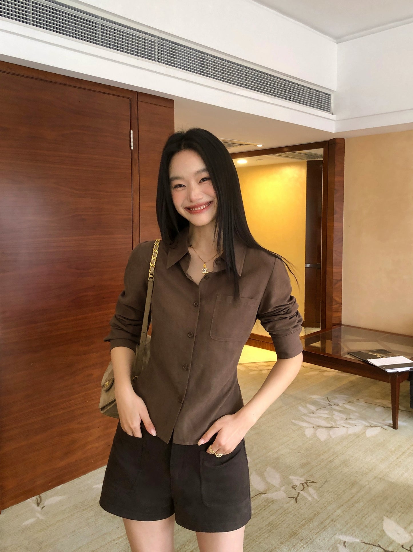 スエードショーツパンツ