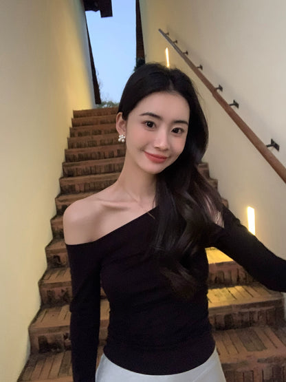 フレアスリーブオフショルトップス