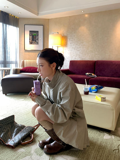 スタンドカラープリーツドッキングワンピース